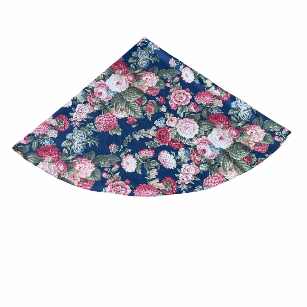 Vintage Blue Floral 70” Round Tablecloth Ralph Lauren? GUC